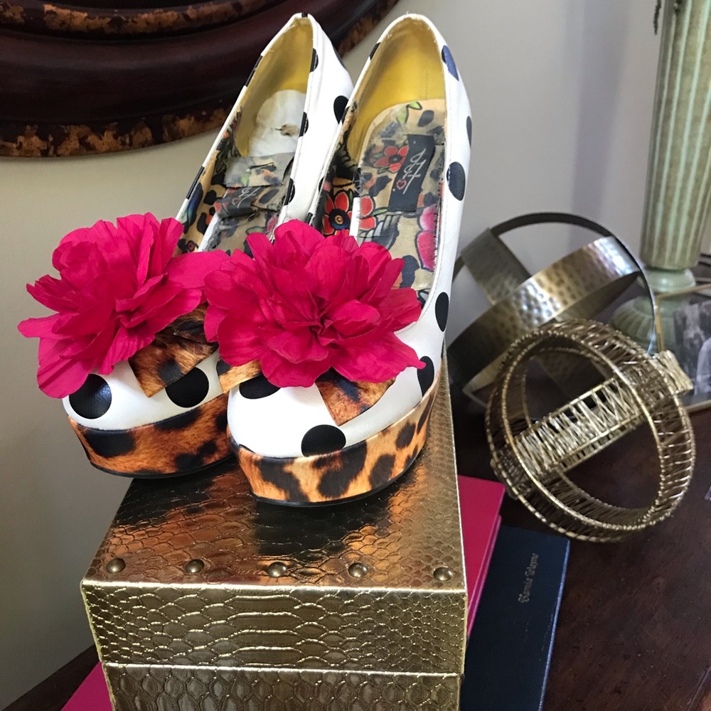 Wedges - Picture 7 of 8